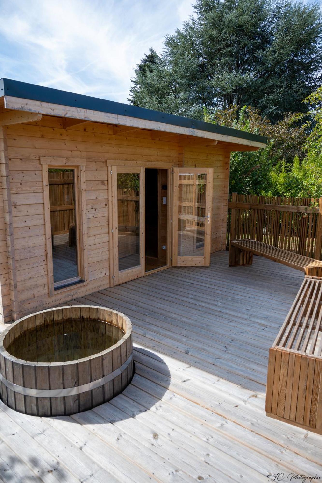 Gite "Le Mesminois" Etablissement Avec Espace Bien-Etre Et Sauna Saint-Mesmin  Exterior foto